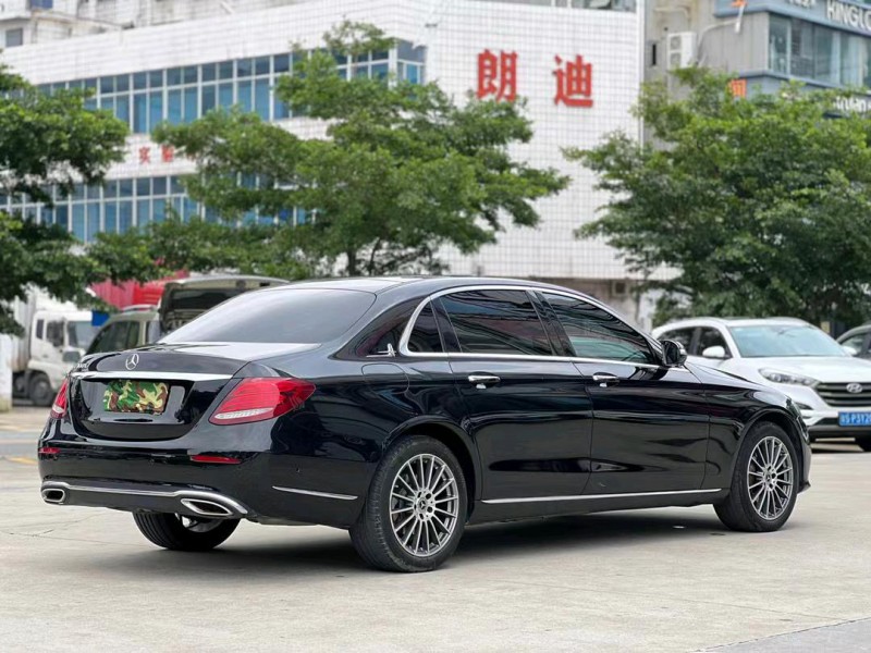 东莞20年奔驰E8