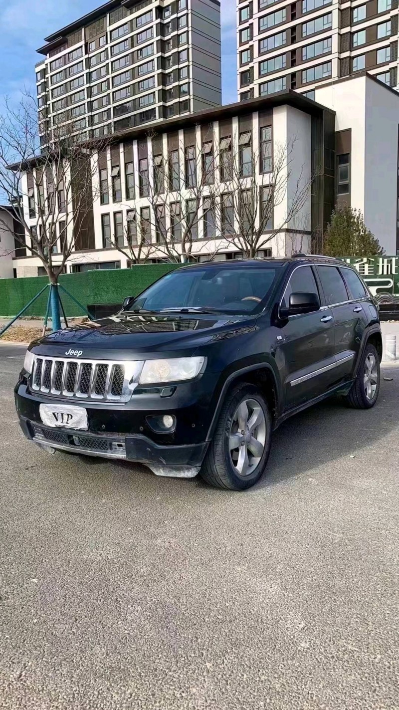 廊坊12年Jeep大切诺基3