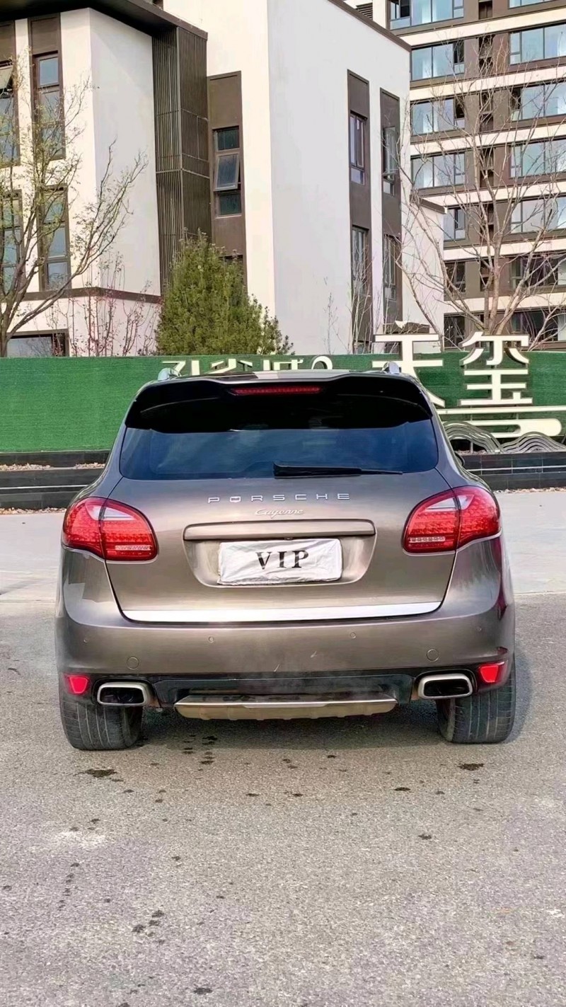 廊坊12年保时捷卡宴9