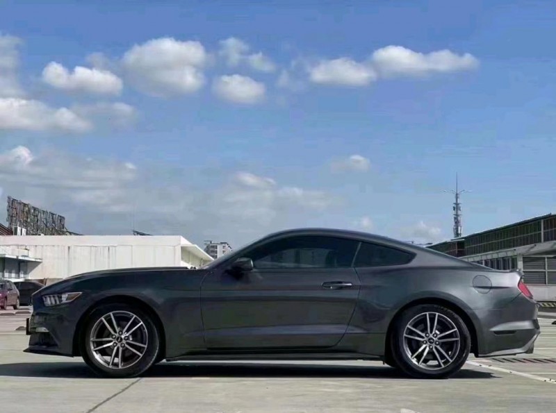 深圳16年福特野马7