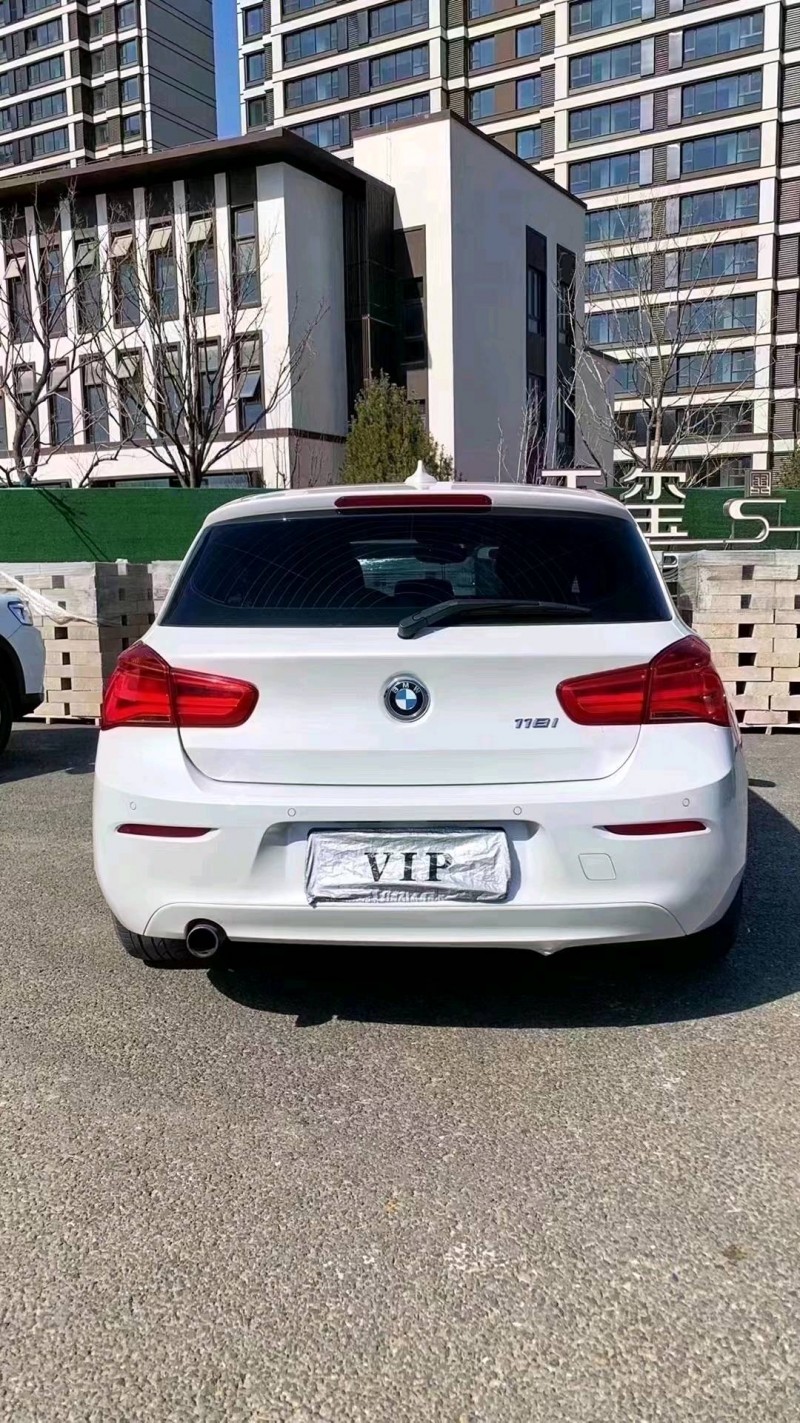 廊坊17年宝马1系9