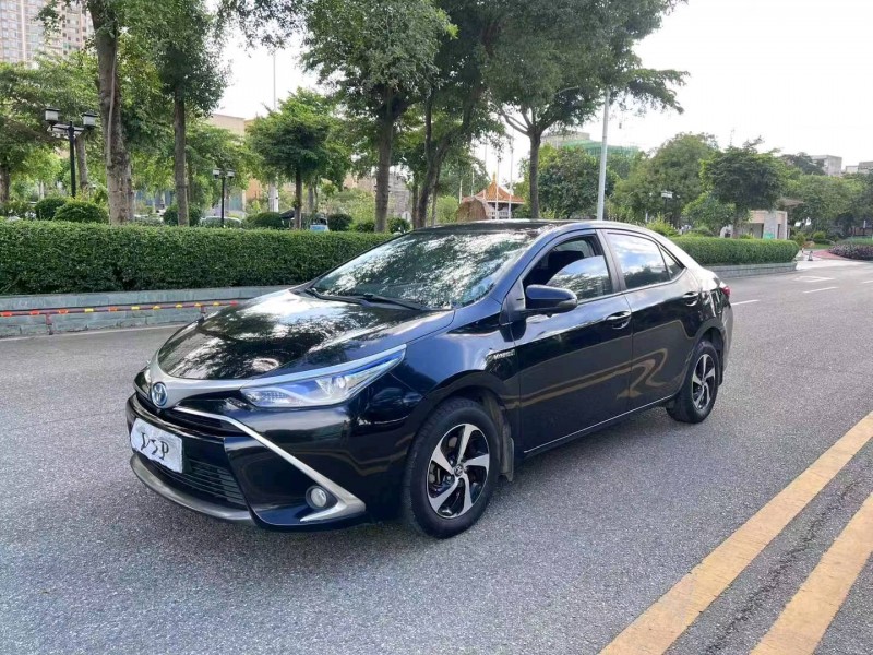 汕头18年丰田雷凌5