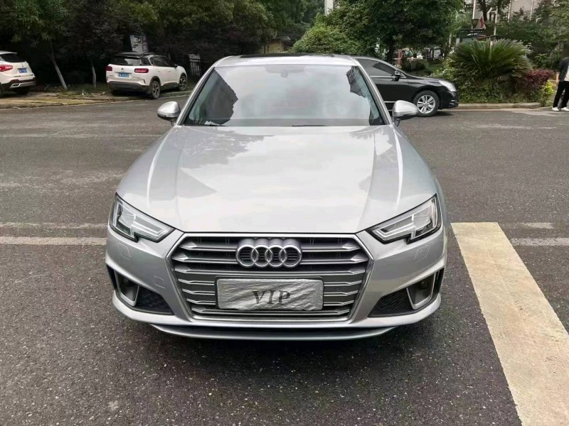 宜昌19年奥迪A4L1