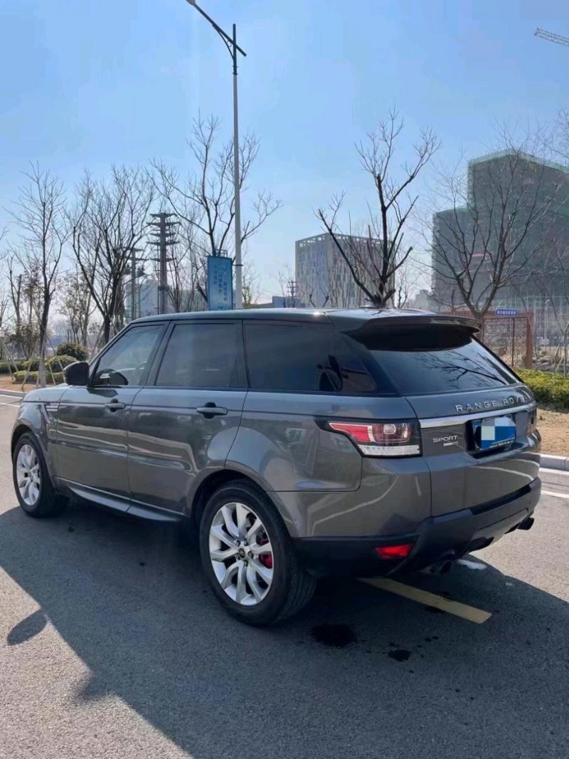 徐州14年路虎揽胜运动8