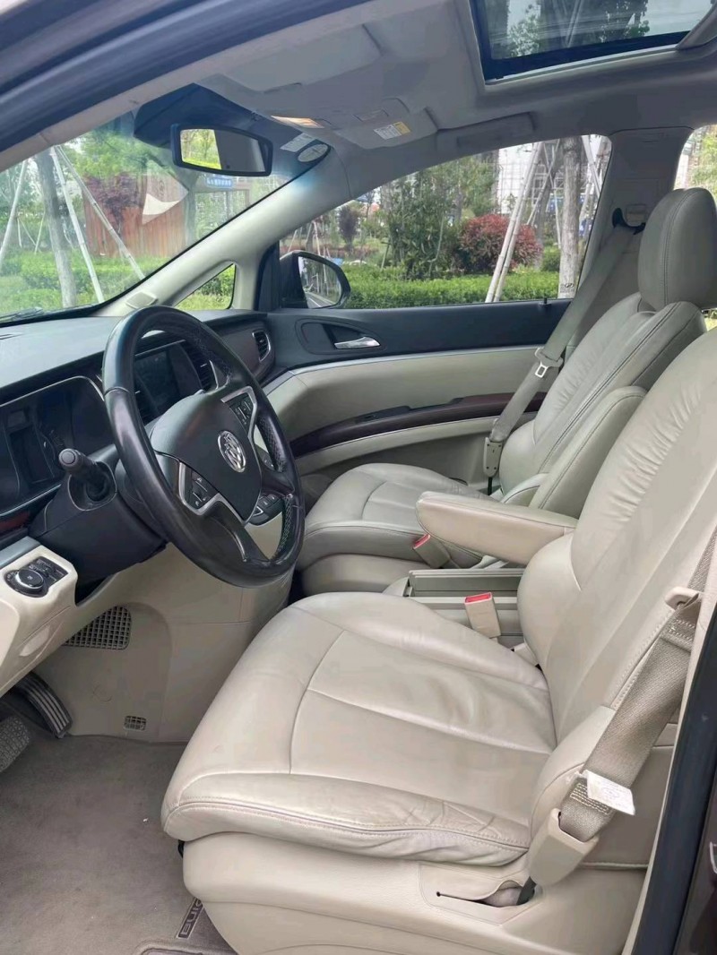 徐州17年别克GL85