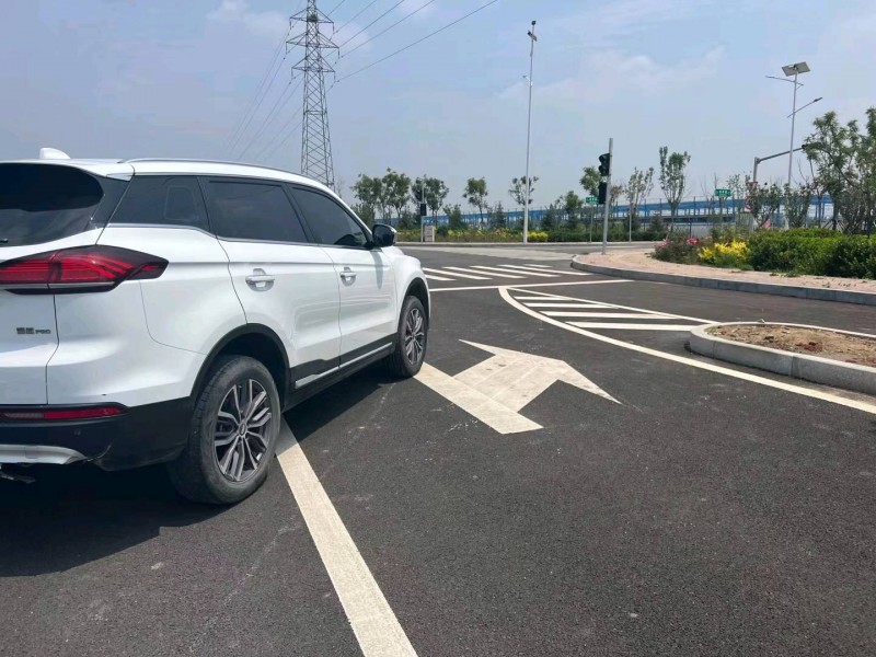 廊坊19年吉利博越5