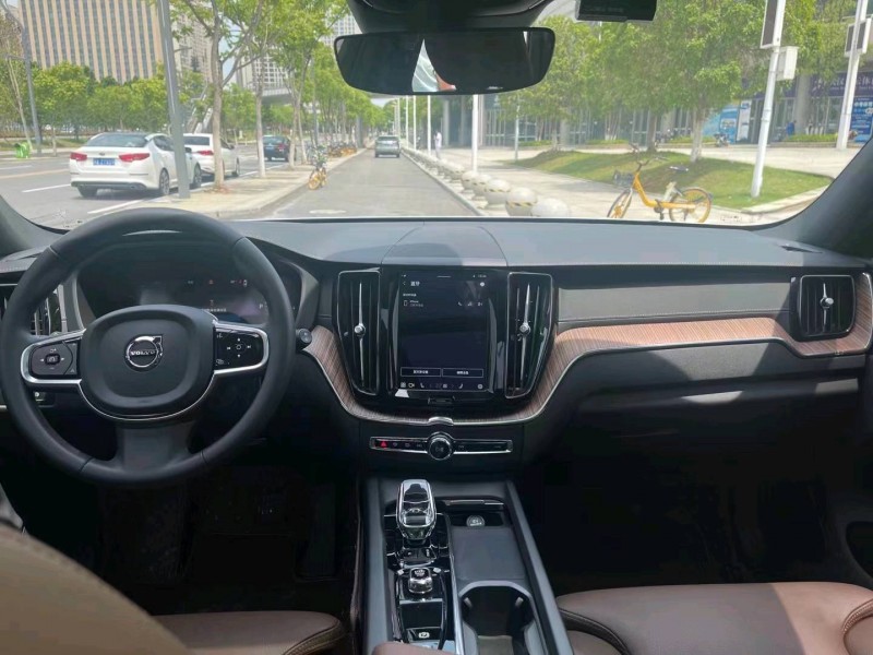 武漢23年沃爾沃XC608