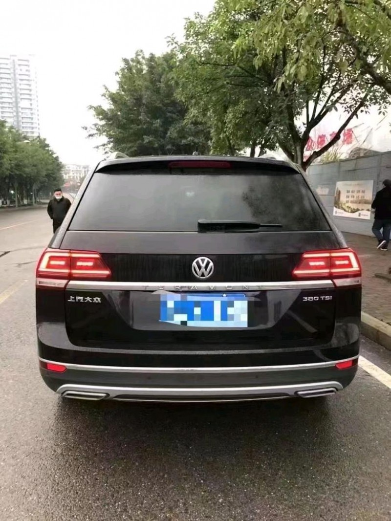枣庄19年大众途昂7