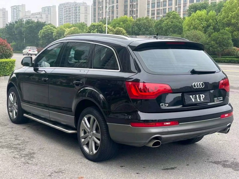 常州15年奥迪Q74