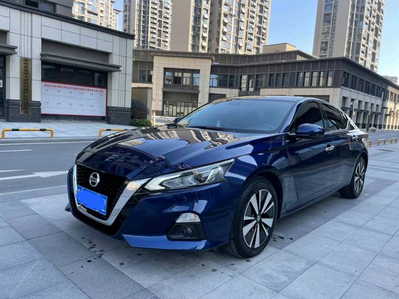 淮南22年日产天籁3