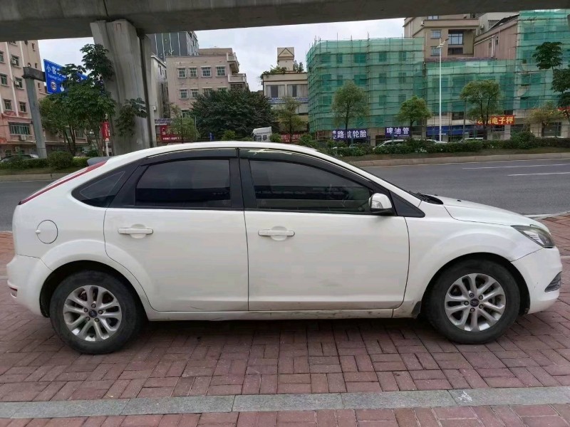 东莞14年福特福克斯5