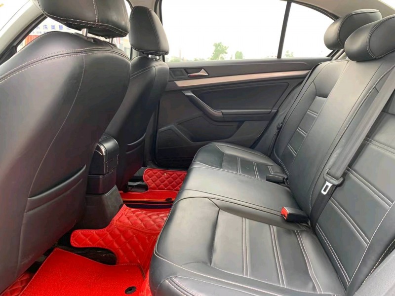 保定21年大众朗逸5