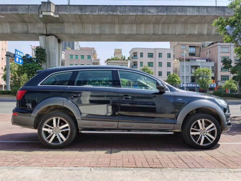 东莞15年奥迪Q75