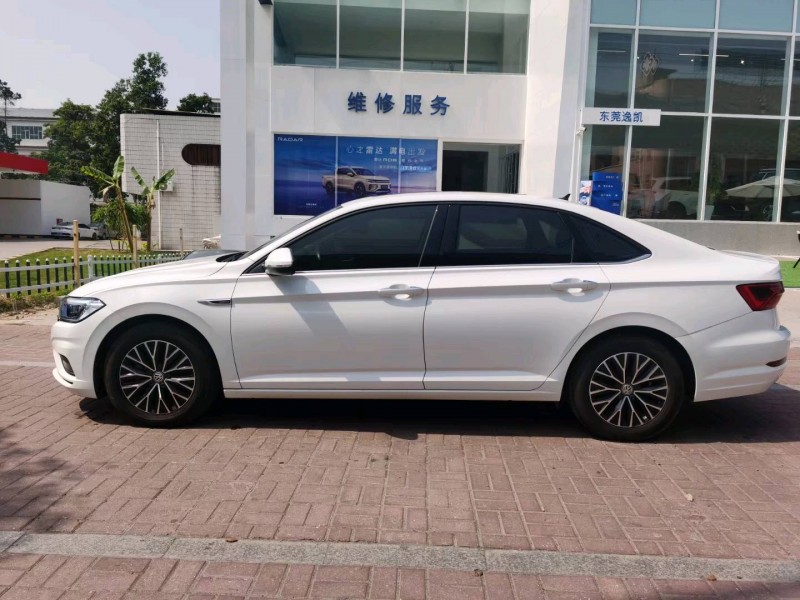 东莞20年大众速腾4