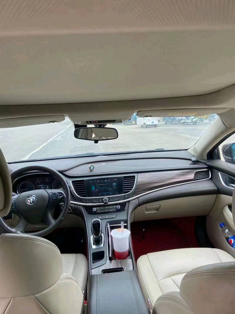 邢台17年别克君越7