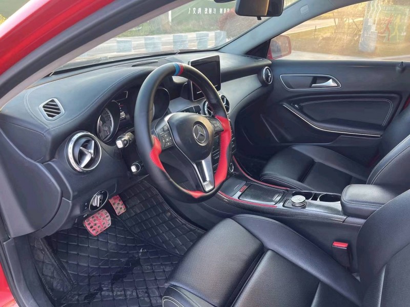 宿迁16年奔驰GLA4