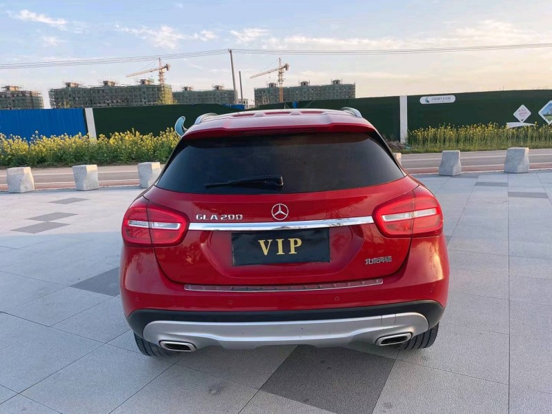 宿迁16年奔驰GLA9