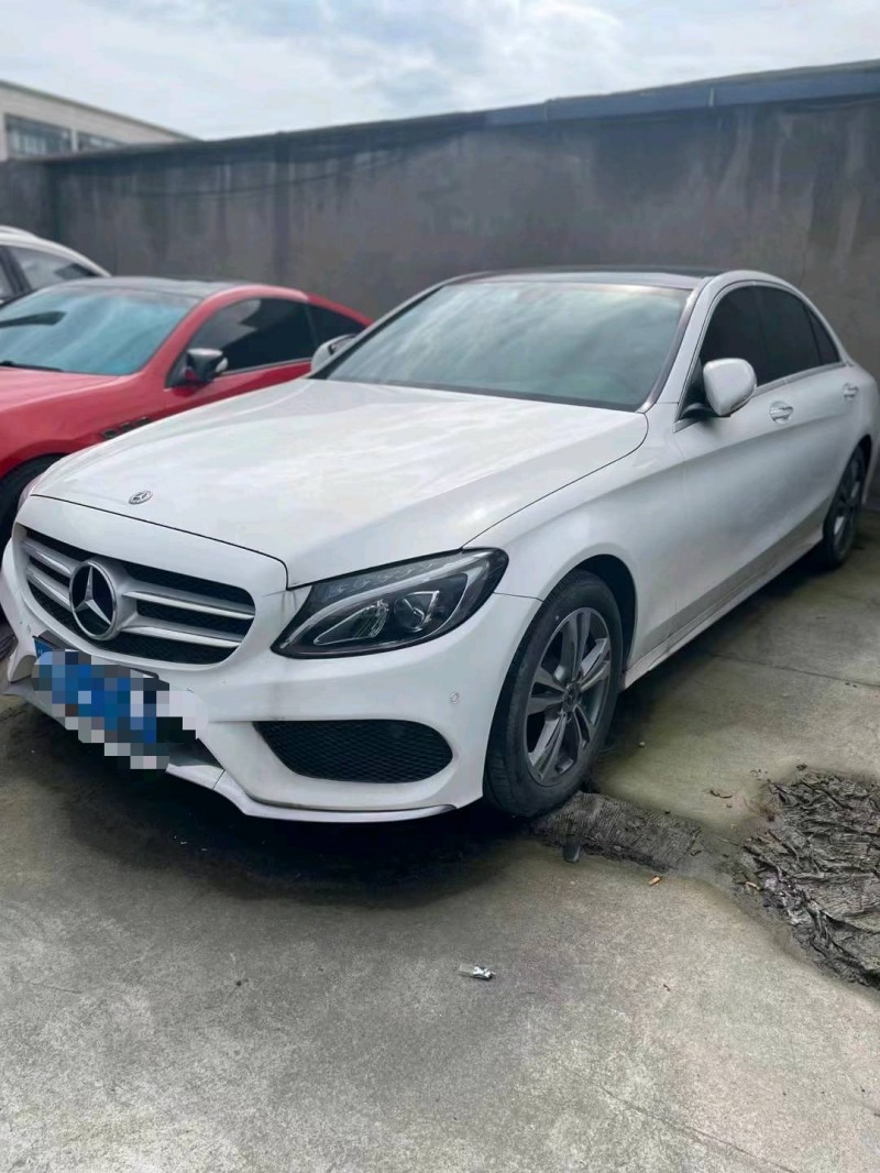 嘉兴18年奔驰C2