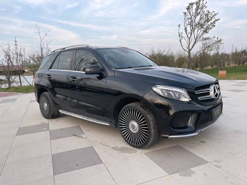 宿迁17年奔驰GLE3