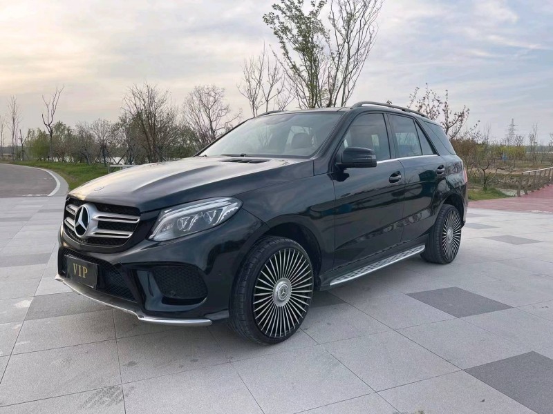 宿迁17年奔驰GLE2