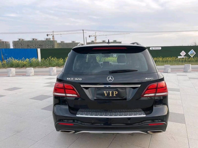 宿迁17年奔驰GLE9