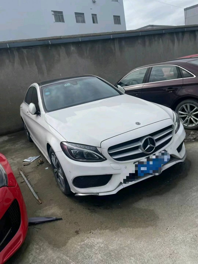 嘉兴18年奔驰C3