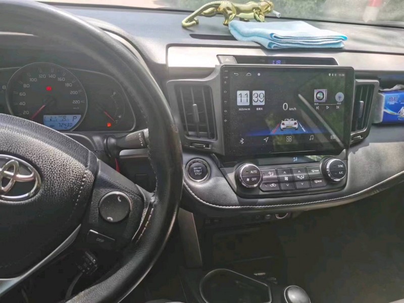 邢台17年丰田RAV44