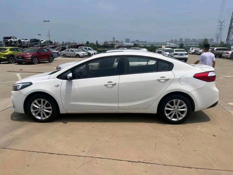 宜昌18年起亚K36