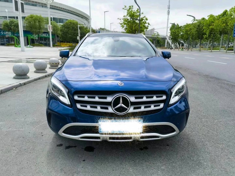 宜昌19年奔驰GLA1