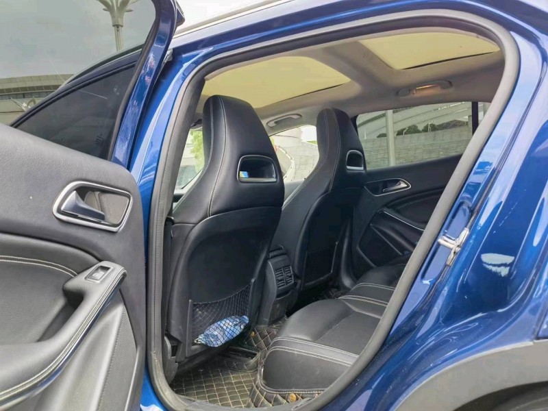 宜昌19年奔驰GLA4