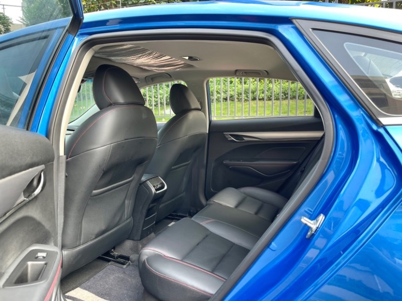 东莞19年吉利缤瑞6