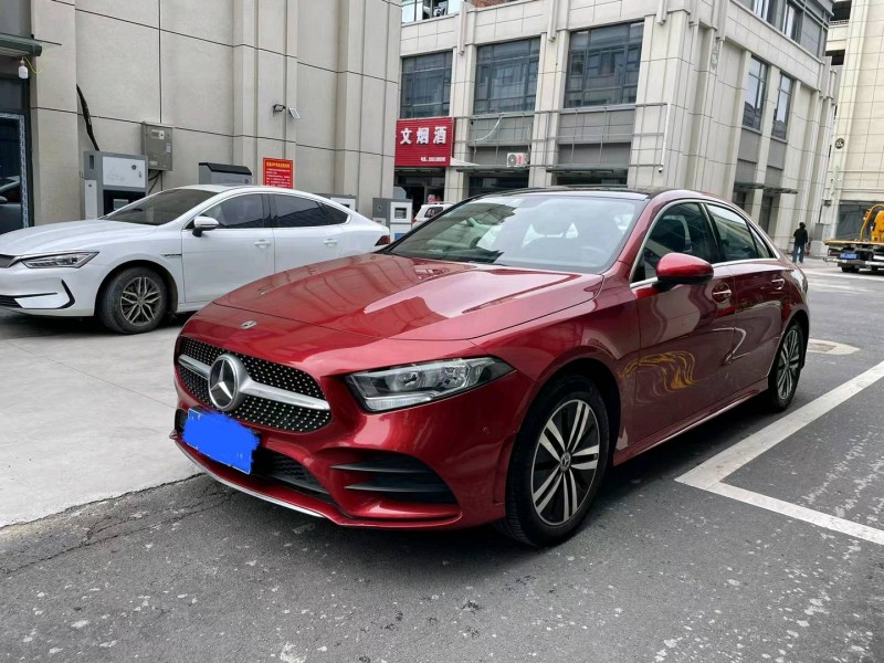 淮南19年奔驰A3