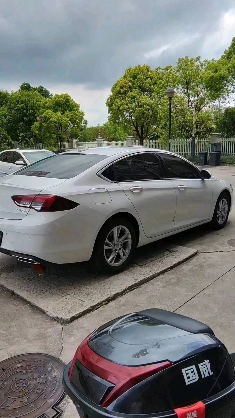 邢台21年别克君威4