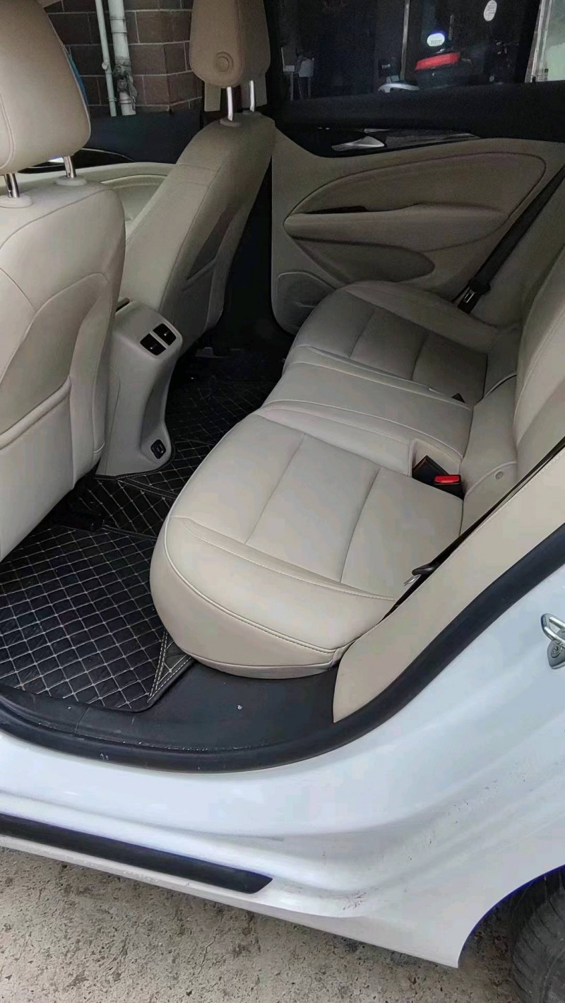 邢台21年别克君威7