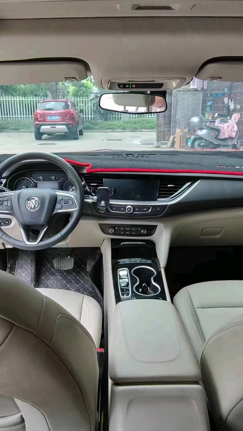 邢台21年别克君威9