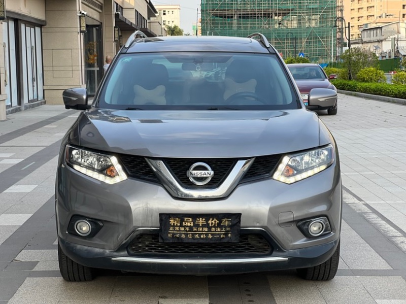 珠海14年日产奇骏1