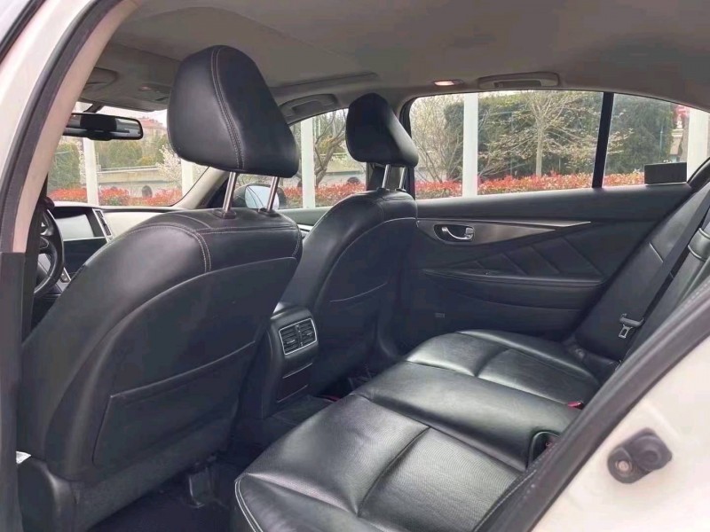 济南15年英菲尼迪Q50L5