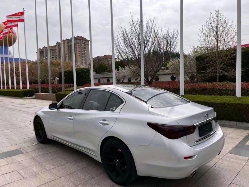 济南15年英菲尼迪Q50L7