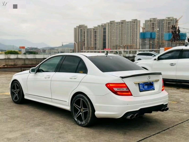 东莞13年奔驰C8