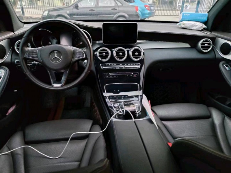 枣庄19年奔驰GLC6