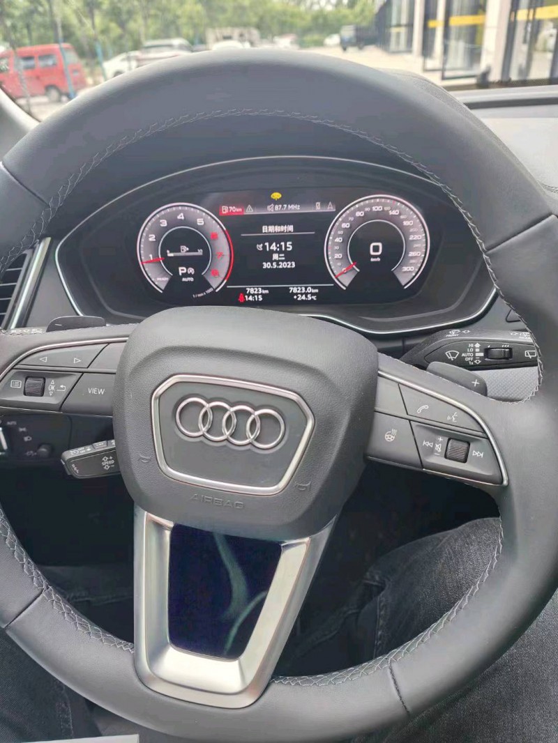 宜昌22年奥迪Q54