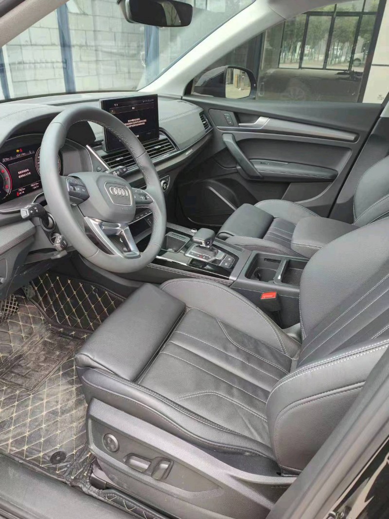 宜昌22年奥迪Q58