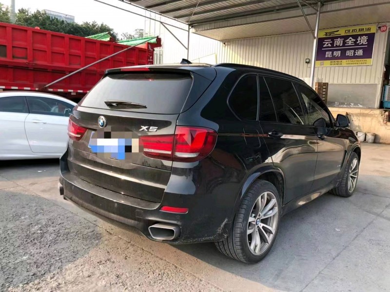 重庆17年宝马X57