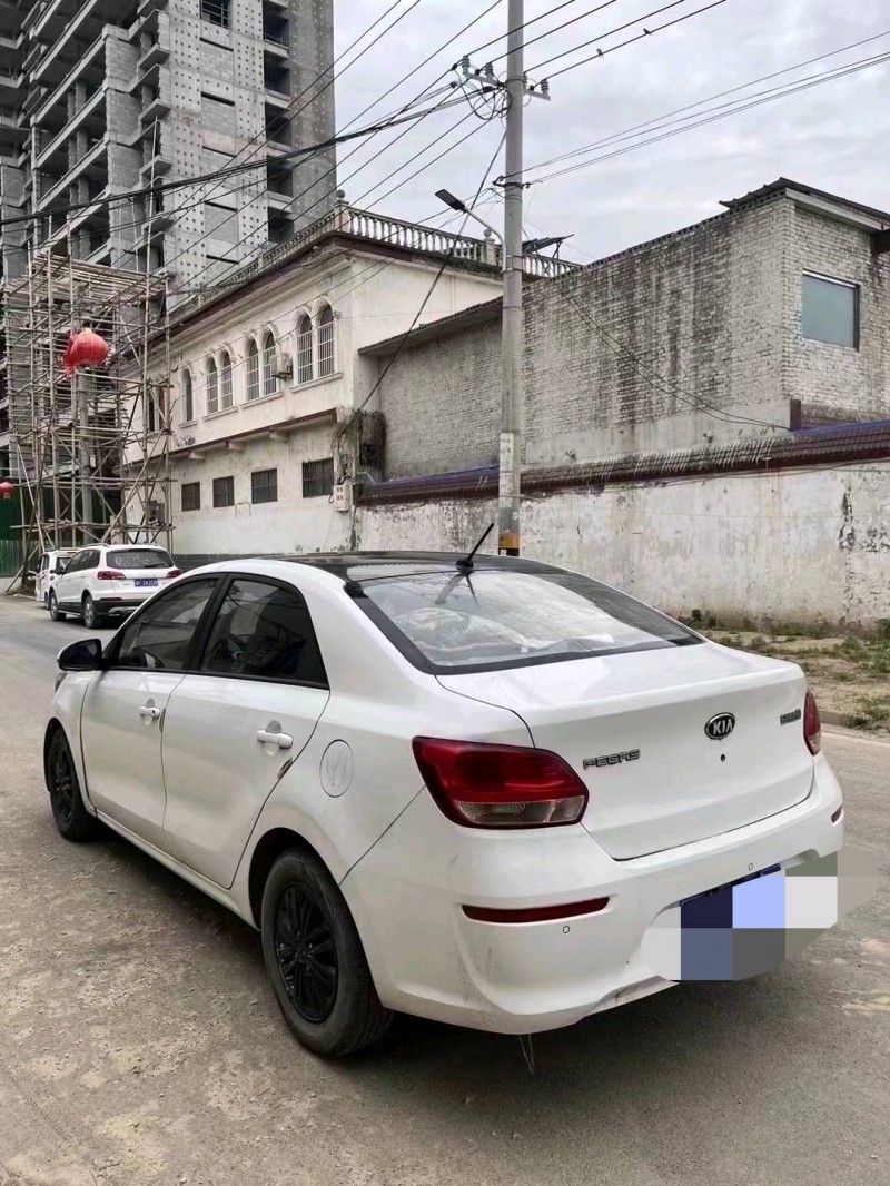 邯郸17年起亚焕驰4