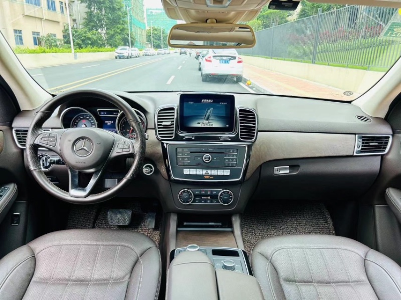 深圳17年奔驰GLE8