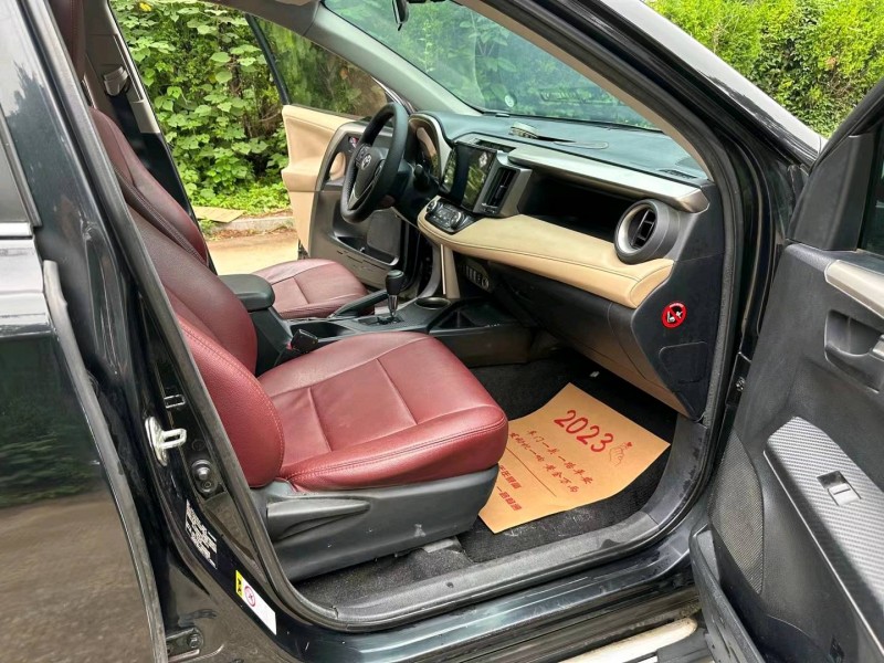 徐州13年丰田RAV46