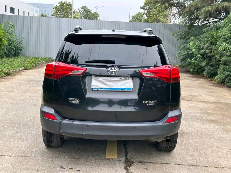 徐州13年丰田RAV49