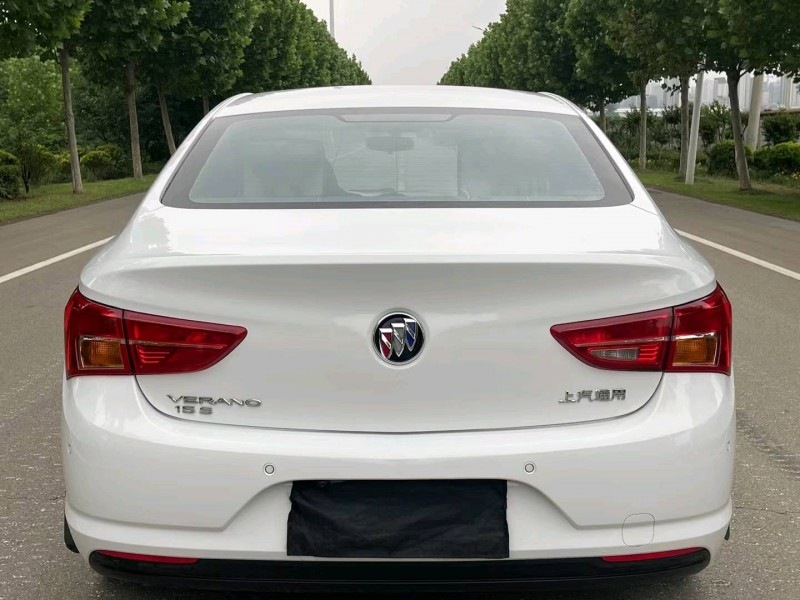 徐州16年别克威朗9
