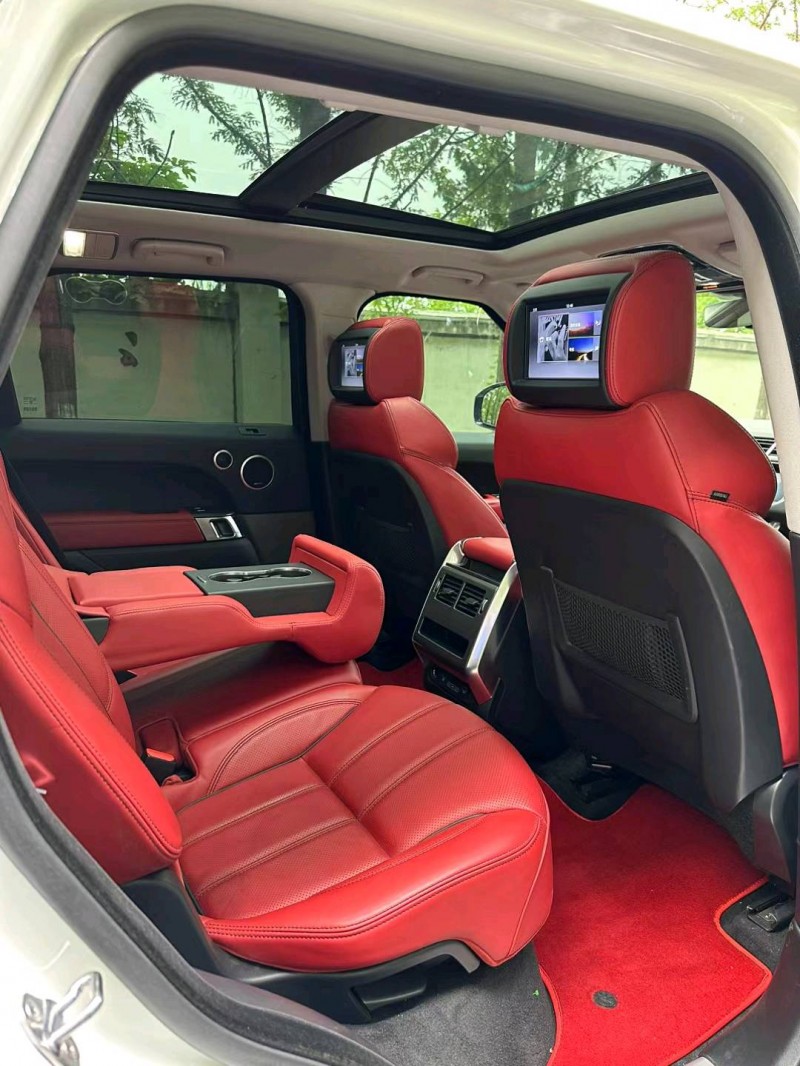 徐州17年路虎揽胜运动5