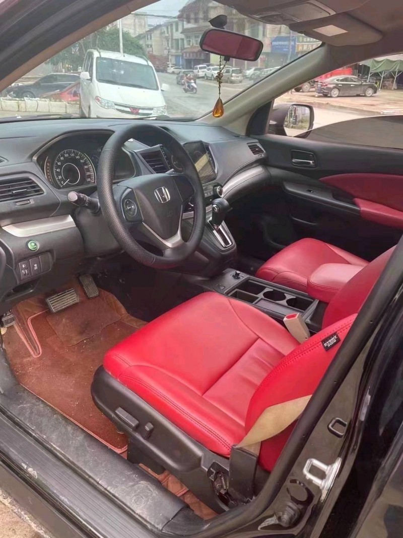 衡阳16年本田CRV4